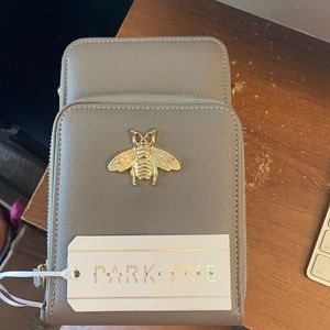 STYLISH MODERN BEE MESSENGER